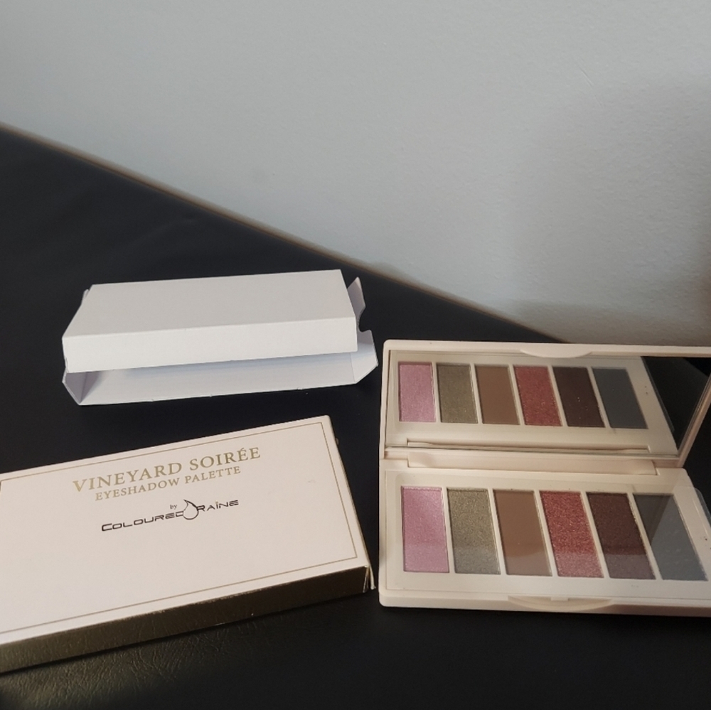 Colored Raine Cosmetics Vineyard Soiree Palette New With Tags